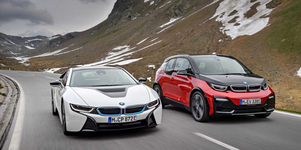 découvrez la révolution urbaine de la bmw i3, une voiture électrique innovante et élégante, conçue pour redéfinir la mobilité en ville. profitez d'une conduite écologique et sophistiquée avec la bmw i3.